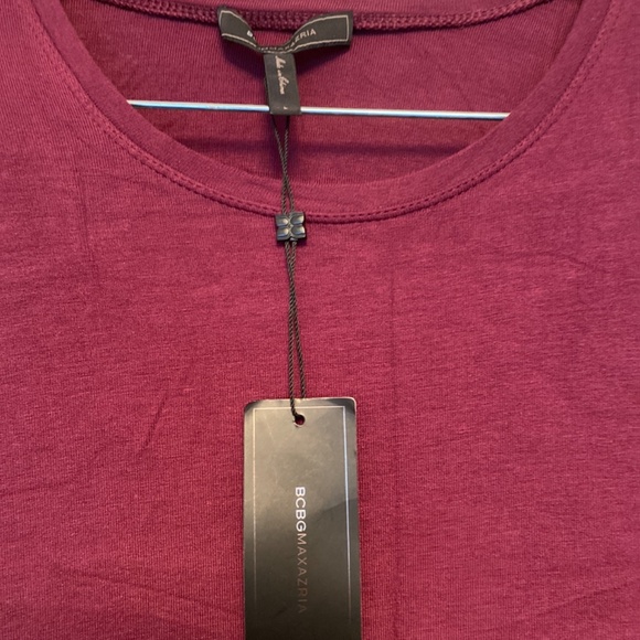 Maroon stretch BCBG Maxazria midi dress - Picture 2 of 3